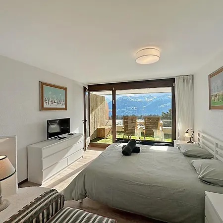 Alpine Club Retreat, Studio, Pool And View *