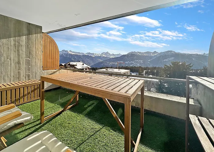 Alpine Club Retreat, Studio, Pool And View Appartement *