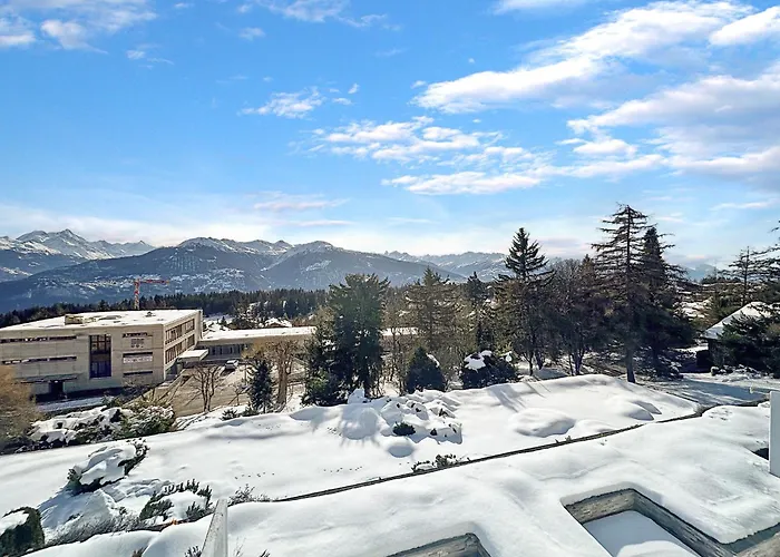 Alpine Club Retreat, Studio, Pool And View 公寓